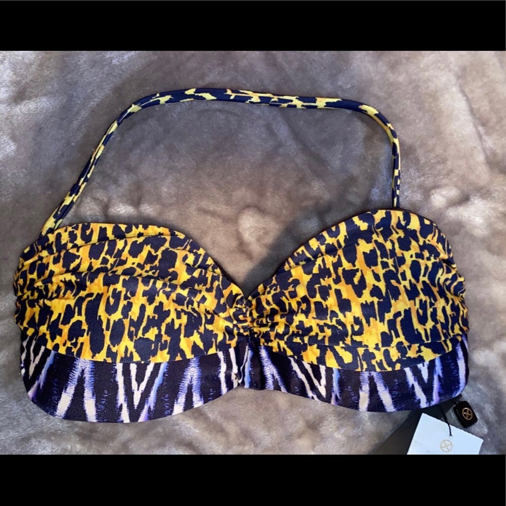 VIX Paula Hermanny Women’s Bathing Bikini Top!! BNWT